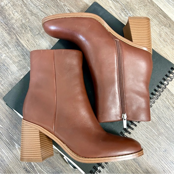 Marc Fisher Shoes - MARC FISHER 🪵 Lysia Stacked Heel Boot - Size 9.5